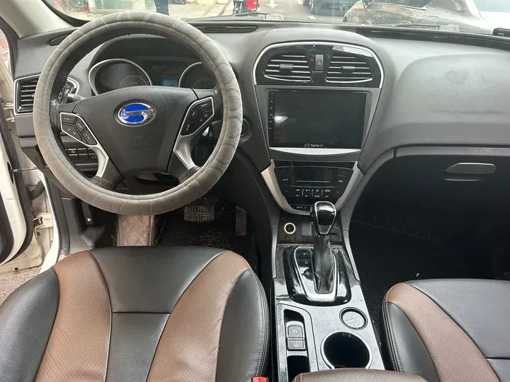 2015 GAC Trumpchi GS5 Super 1.8T 177HP L4 7DCT,autocango,china used car exporter,china ev exporter,chinese used car exporter,chinese used ev exporter