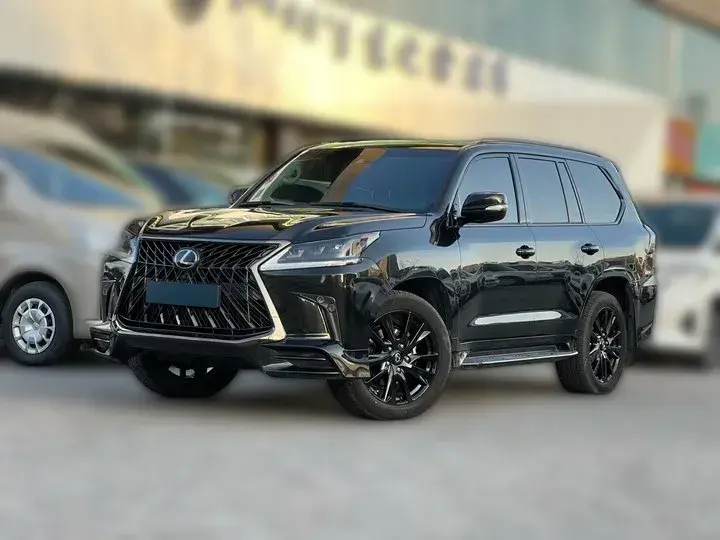 2019 Lexus LX 5.7L 367HP V8 8AT
