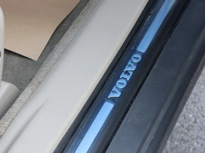 2006 Volvo S80 2.5T 200HP L5 6AT,autocango,china used car exporter,china ev exporter,chinese used car exporter,chinese used ev exporter