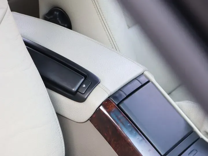 2006 Volvo S80 2.5T 200HP L5 6AT,autocango,china used car exporter,china ev exporter,chinese used car exporter,chinese used ev exporter