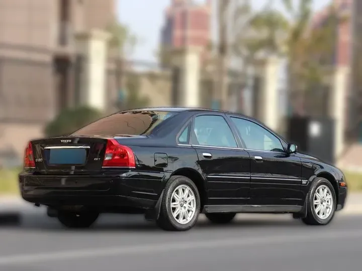 2006 Volvo S80 2.5T 200HP L5 6AT,autocango,china used car exporter,china ev exporter,chinese used car exporter,chinese used ev exporter