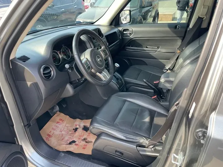 2013 Jeep Patriot 2.4L 170HP L4 CVT,autocango,china used car exporter,china ev exporter,chinese used car exporter,chinese used ev exporter