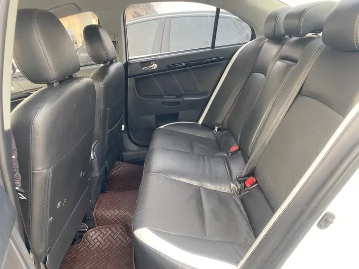 2016 Mitsubishi Lancer EX 1.8L 136HP L4 CVT,autocango,china used car exporter,china ev exporter,chinese used car exporter,chinese used ev exporter