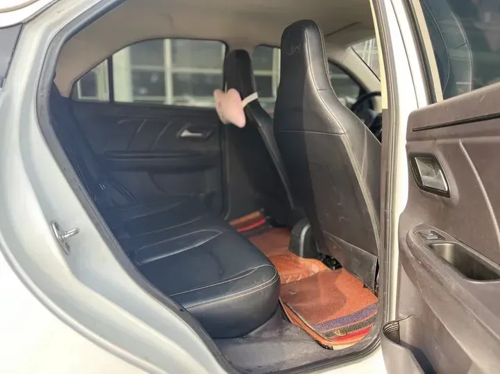 2018 Dearcc EV10 BEV 32.85KWH,autocango,china used car exporter,china ev exporter,chinese used car exporter,chinese used ev exporter