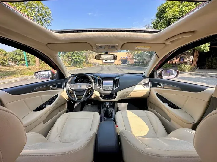 2015 ChangAn Eado 1.6L 125HP L4 5MT,autocango,china used car exporter,china ev exporter,chinese used car exporter,chinese used ev exporter