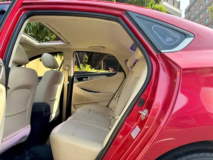 2015 ChangAn Eado 1.6L 125HP L4 5MT,autocango,china used car exporter,china ev exporter,chinese used car exporter,chinese used ev exporter