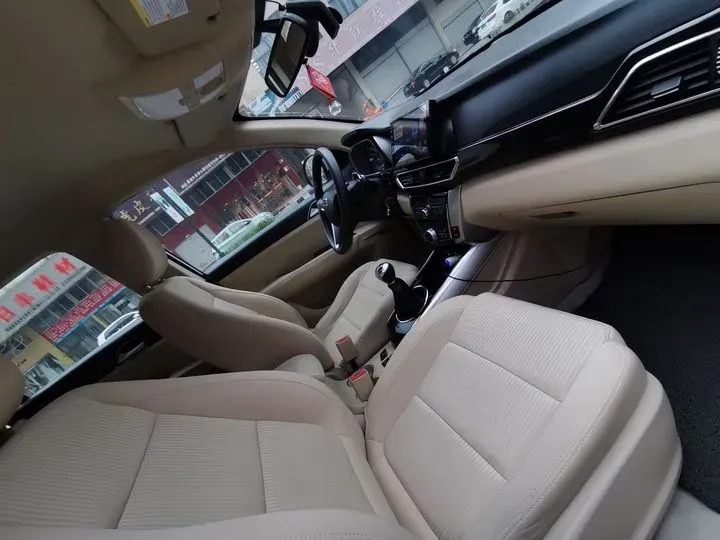 2017 Zotye Damy X5 1.6L 116HP L4 5MT,autocango,china used car exporter,china ev exporter,chinese used car exporter,chinese used ev exporter