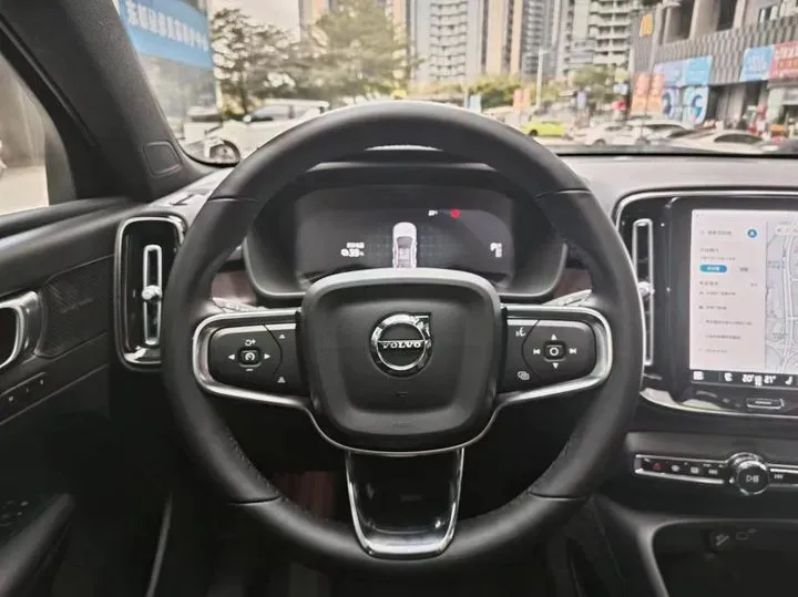 2022 Volvo C40 BEV 69KWH,autocango,china used car exporter,china ev exporter,chinese used car exporter,chinese used ev exporter