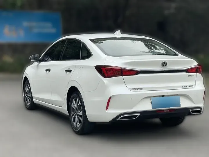 2021 ChangAn Eado 1.4T 160HP L4 7DCT,autocango,china used car exporter,china ev exporter,chinese used car exporter,chinese used ev exporter