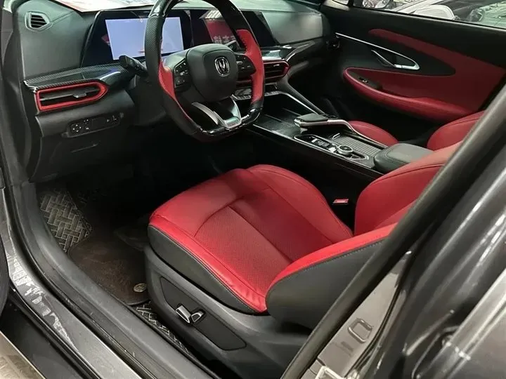 2020 ChangAn UNI-T 1.5T 180HP L4 7DCT,autocango,china used car exporter,china ev exporter,chinese used car exporter,chinese used ev exporter