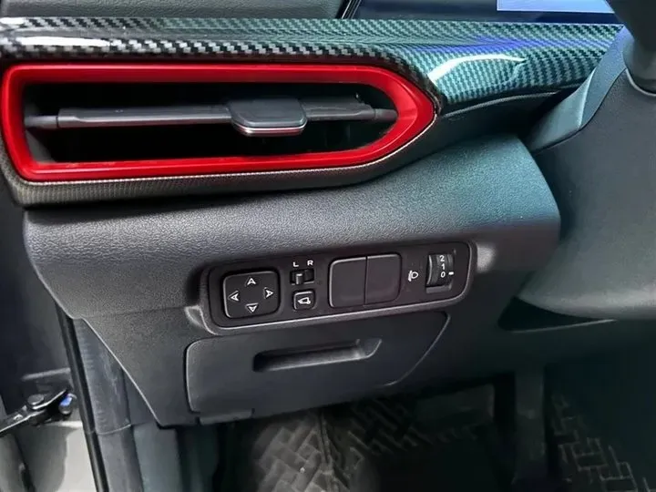 2020 ChangAn UNI-T 1.5T 180HP L4 7DCT,autocango,china used car exporter,china ev exporter,chinese used car exporter,chinese used ev exporter