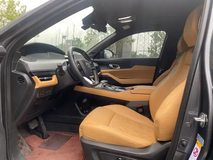 2021 ChangAn UNI-K 2.0T 233HP L4 8AT,autocango,china used car exporter,china ev exporter,chinese used car exporter,chinese used ev exporter