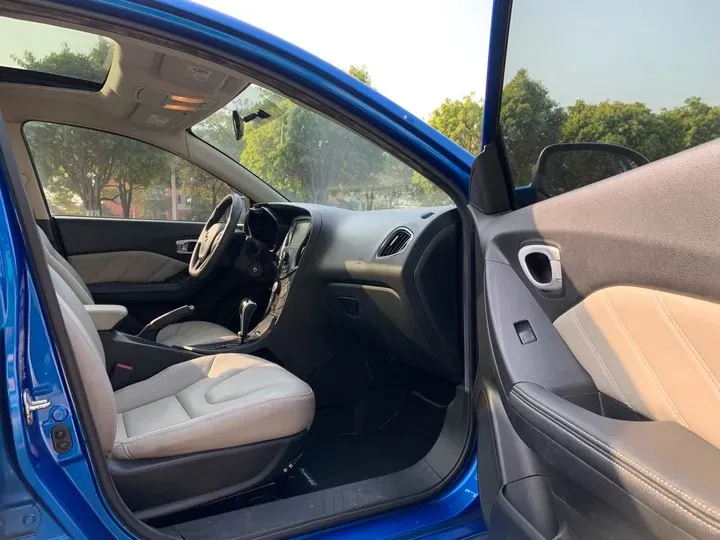 2014 GAC Trumpchi GA3S 1.6L 122HP L4 4AT,autocango,china used car exporter,china ev exporter,chinese used car exporter,chinese used ev exporter