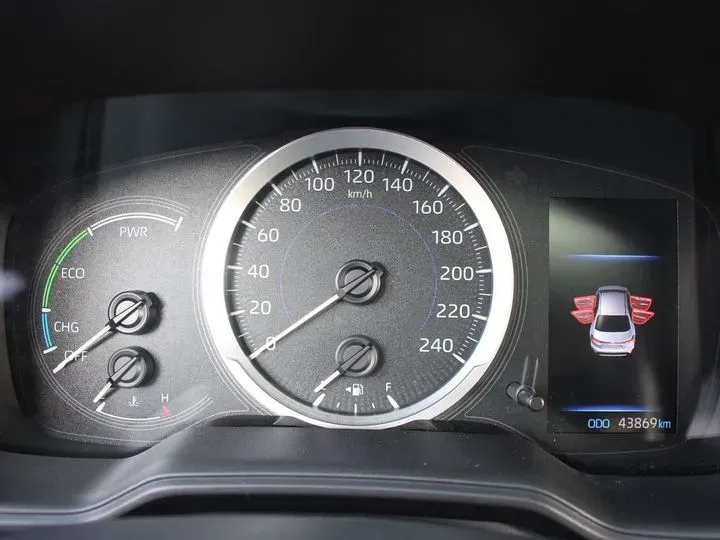 2021 Toyota Levin 1.8L 98HP L4 E-CVT Hybrid,autocango,china used car exporter,china ev exporter,chinese used car exporter,chinese used ev exporter
