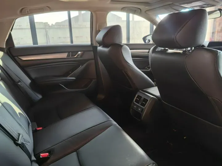 2022 Honda Accord 1.5T 194HP L4 CVT,autocango,china used car exporter,china ev exporter,chinese used car exporter,chinese used ev exporter