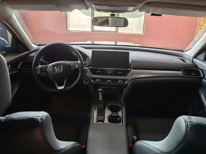 2022 Honda Accord 1.5T 194HP L4 CVT,autocango,china used car exporter,china ev exporter,chinese used car exporter,chinese used ev exporter