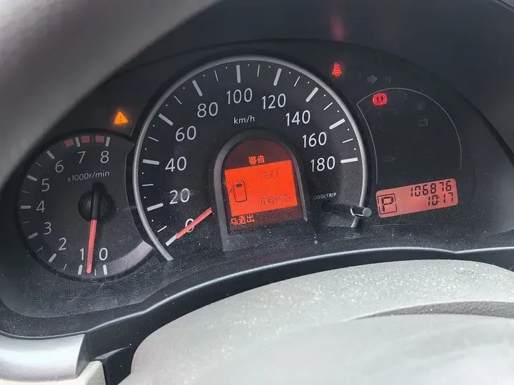 2010 Nissan March 1.5L 107HP L4 4AT,autocango,china used car exporter,china ev exporter,chinese used car exporter,chinese used ev exporter