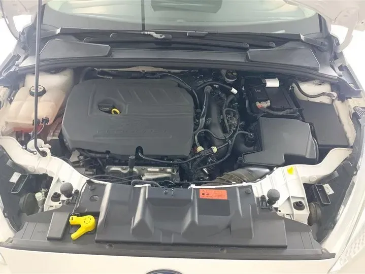 2015 Ford Focus 1.5T 181HP L4 6AT,autocango,china used car exporter,china ev exporter,chinese used car exporter,chinese used ev exporter