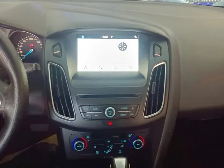 2015 Ford Focus 1.5T 181HP L4 6AT,autocango,china used car exporter,china ev exporter,chinese used car exporter,chinese used ev exporter