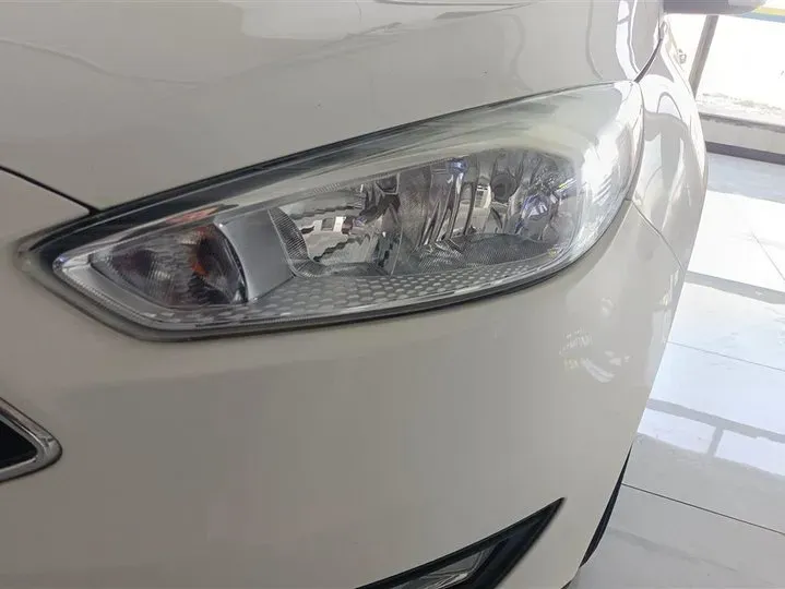 2015 Ford Focus 1.5T 181HP L4 6AT,autocango,china used car exporter,china ev exporter,chinese used car exporter,chinese used ev exporter