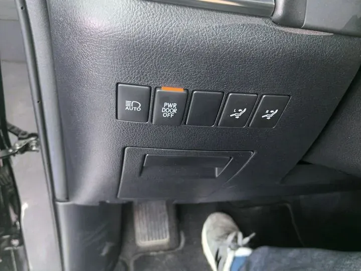 2020 Lexus LM 2.5L 117HP L4 E-CVT Hybrid,autocango,china used car exporter,china ev exporter,chinese used car exporter,chinese used ev exporter