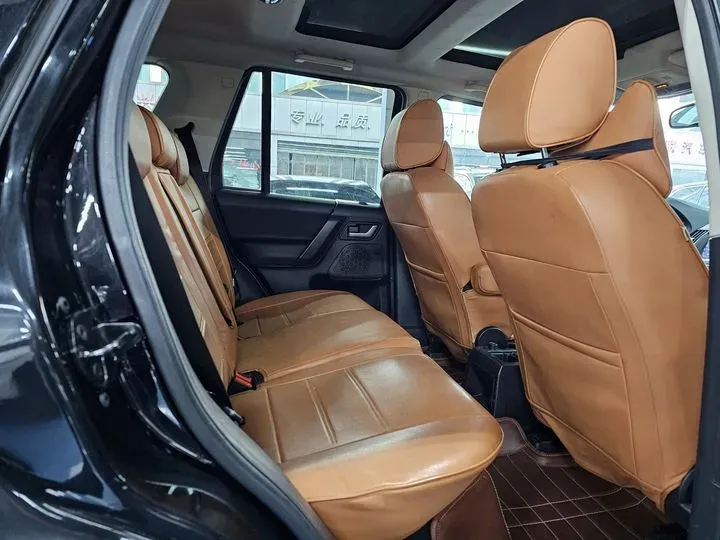 2011 Land Rover Freelander 2 2.2T 190HP L4 6AT,autocango,china used car exporter,china ev exporter,chinese used car exporter,chinese used ev exporter