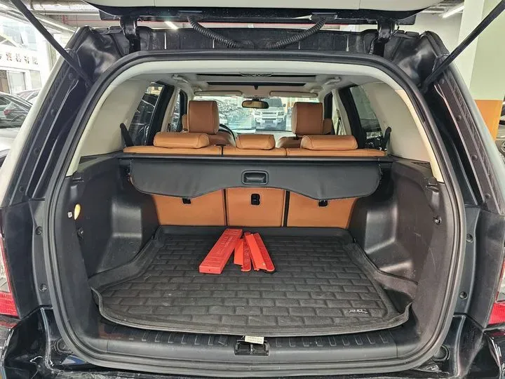 2011 Land Rover Freelander 2 2.2T 190HP L4 6AT,autocango,china used car exporter,china ev exporter,chinese used car exporter,chinese used ev exporter