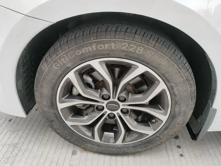 2017 Geely Emgrand GT 2.4L 162HP L4 6AT,autocango,china used car exporter,china ev exporter,chinese used car exporter,chinese used ev exporter