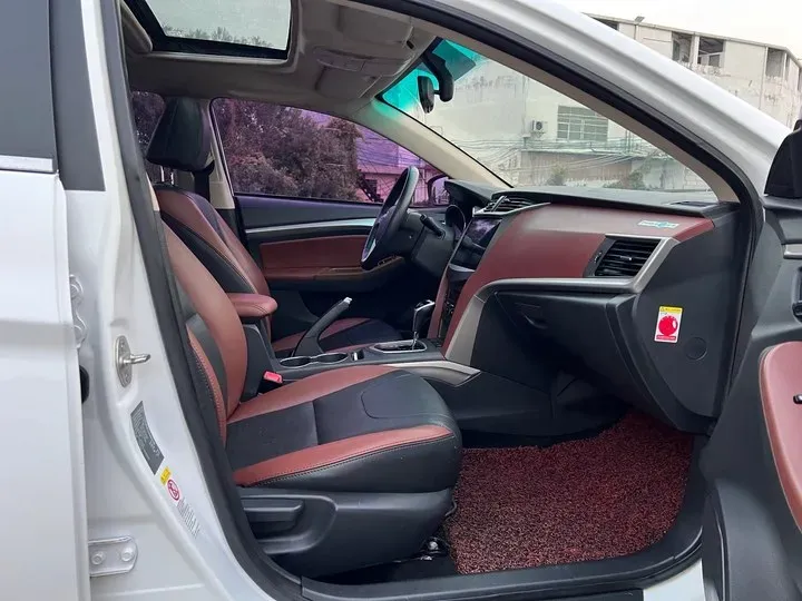 2014 BYD G5 1.5T 154HP L4 6DCT,autocango,china used car exporter,china ev exporter,chinese used car exporter,chinese used ev exporter