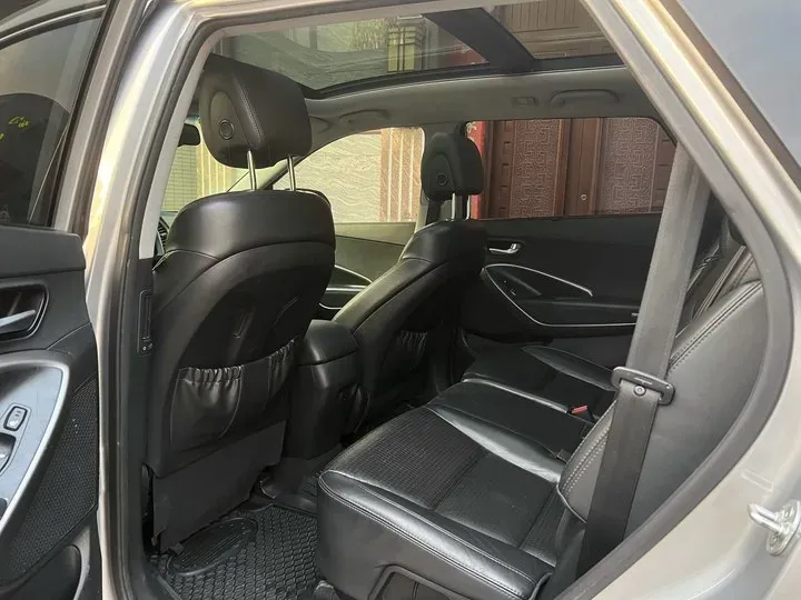 2013 Hyundai Grand SantaFe 3.0L 264HP V6 6AT,autocango,china used car exporter,china ev exporter,chinese used car exporter,chinese used ev exporter