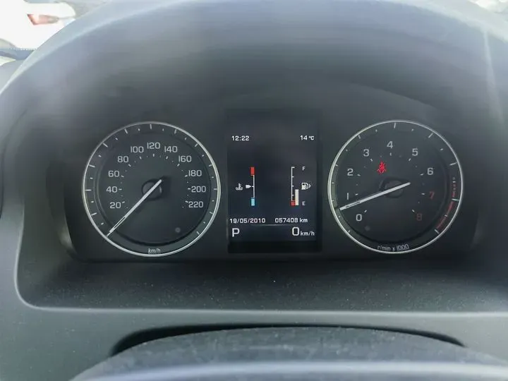 2013 Land Rover Freelander 2 2.0T 240HP L4 6AT,autocango,china used car exporter,china ev exporter,chinese used car exporter,chinese used ev exporter