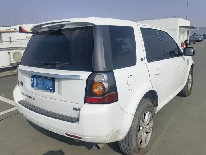 2013 Land Rover Freelander 2 2.0T 240HP L4 6AT,autocango,china used car exporter,china ev exporter,chinese used car exporter,chinese used ev exporter