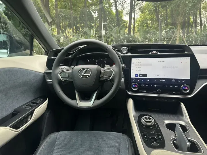 2023 Lexus RZ BEV 66KWH,autocango,china used car exporter,china ev exporter,chinese used car exporter,chinese used ev exporter