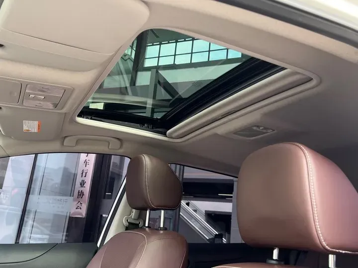 2014 Nissan Tiida 1.6L 126HP L4 CVT,autocango,china used car exporter,china ev exporter,chinese used car exporter,chinese used ev exporter