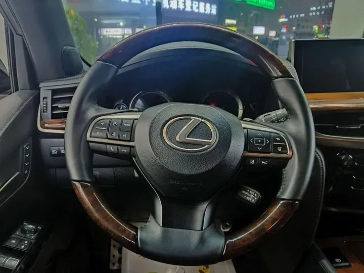 2009 Lexus LX 5.7L 367HP V8 6AT,autocango,china used car exporter,china ev exporter,chinese used car exporter,chinese used ev exporter