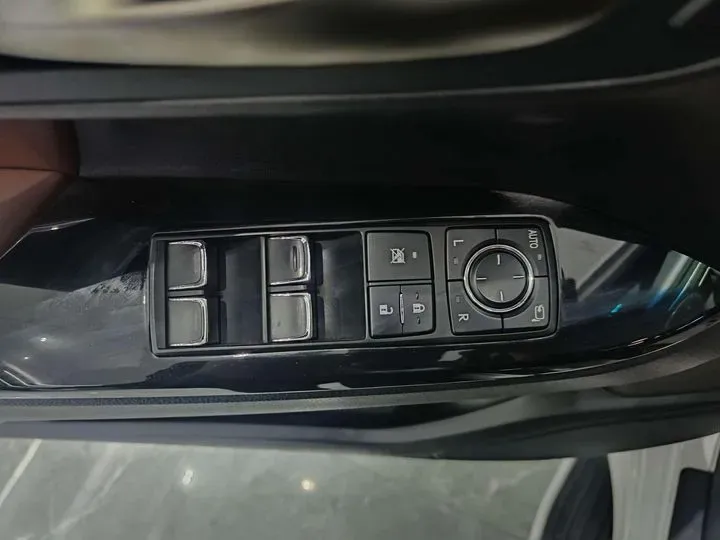 2009 Lexus LX 5.7L 367HP V8 6AT,autocango,china used car exporter,china ev exporter,chinese used car exporter,chinese used ev exporter