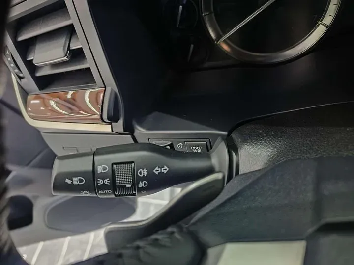 2009 Lexus LX 5.7L 367HP V8 6AT,autocango,china used car exporter,china ev exporter,chinese used car exporter,chinese used ev exporter