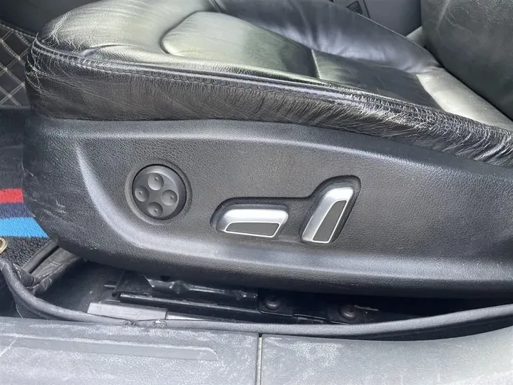 2015 Audi A4L 2.0T 224HP L4 7DCT,autocango,china used car exporter,china ev exporter,chinese used car exporter,chinese used ev exporter