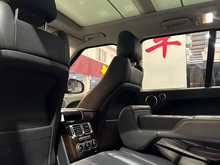 2020 Mansory Range Rover 3.0T 400HP L6 8AT,autocango,china used car exporter,china ev exporter,chinese used car exporter,chinese used ev exporter