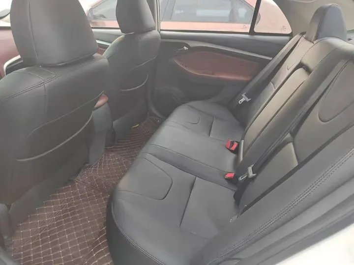 2014 BYD G5 1.5T 154HP L4 6DCT,autocango,china used car exporter,china ev exporter,chinese used car exporter,chinese used ev exporter