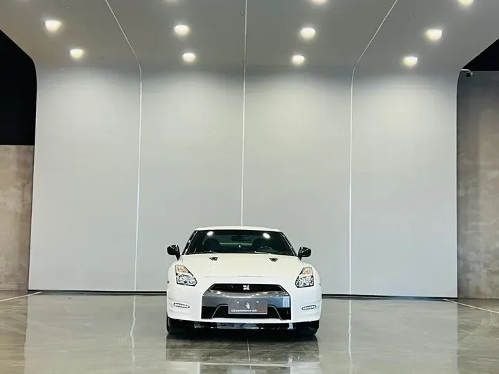 2015 Nissan GT-R 3.8T 540HP V6 6DCT,autocango,china used car exporter,china ev exporter,chinese used car exporter,chinese used ev exporter