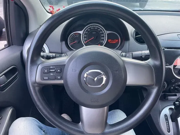 2012 Mazda 2 1.5L 103HP L4 4AT,autocango,china used car exporter,china ev exporter,chinese used car exporter,chinese used ev exporter