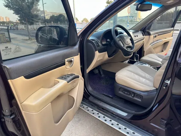 2010 Hyundai Santafe Classic 2.4L 174HP L4 6AT,autocango,china used car exporter,china ev exporter,chinese used car exporter,chinese used ev exporter