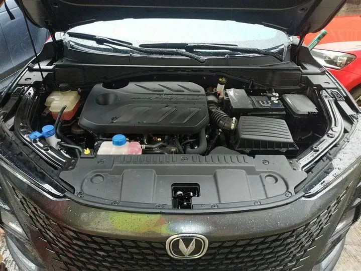 2022 ChangAn UNI-T 1.5T 188HP L4 7DCT,autocango,china used car exporter,china ev exporter,chinese used car exporter,chinese used ev exporter