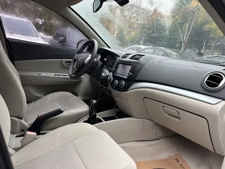 2012 ChangAn Alsvin V5 1.5L 114HP L4 5MT,autocango,china used car exporter,china ev exporter,chinese used car exporter,chinese used ev exporter