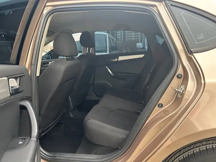 2017 Brilliance Auto H530 1.6L 118HP L4 5AT,autocango,china used car exporter,china ev exporter,chinese used car exporter,chinese used ev exporter