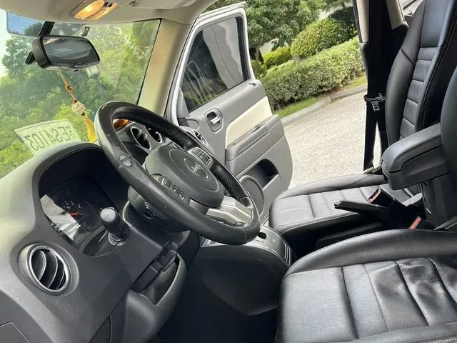 2014 Jeep Patriot 2.4L 170HP L4 6AT,autocango,china used car exporter,china ev exporter,chinese used car exporter,chinese used ev exporter