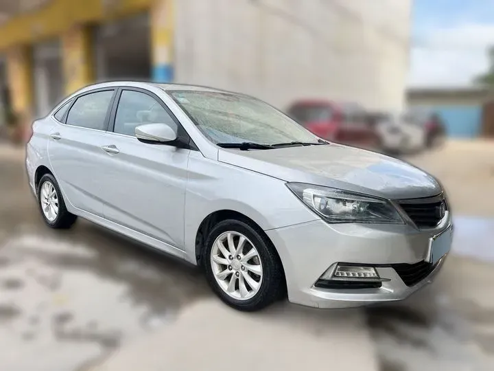 2016 ChangAn Alsvin V7 1.6L 124HP L4 5MT,autocango,china used car exporter,china ev exporter,chinese used car exporter,chinese used ev exporter