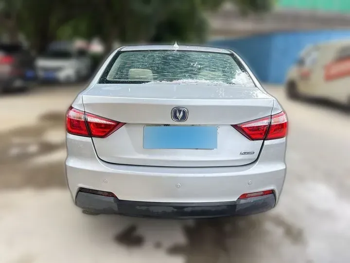 2016 ChangAn Alsvin V7 1.6L 124HP L4 5MT,autocango,china used car exporter,china ev exporter,chinese used car exporter,chinese used ev exporter