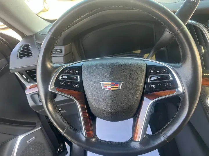 2008 Cadillac ESCALADE 6.2L 409HP V8 6AT,autocango,china used car exporter,china ev exporter,chinese used car exporter,chinese used ev exporter